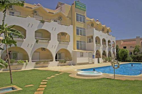 Almancil Código Promoción Portugal Booking.com